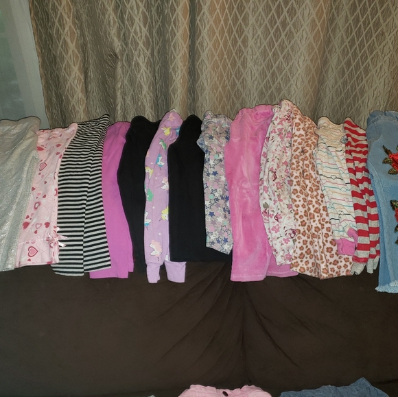 2T pants and shorts - Picture 3 of 3